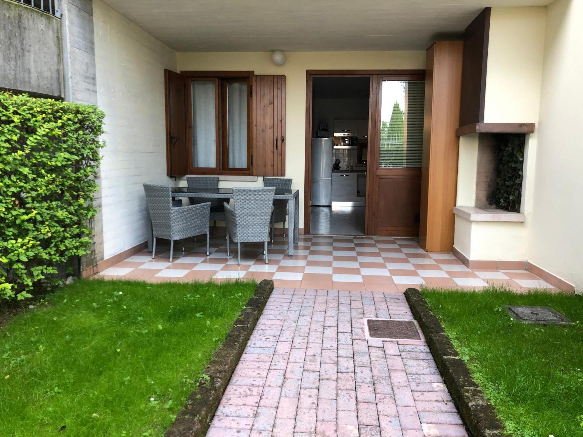 Casa Lorenzo Apartment Desenzano del Garda Exterior foto